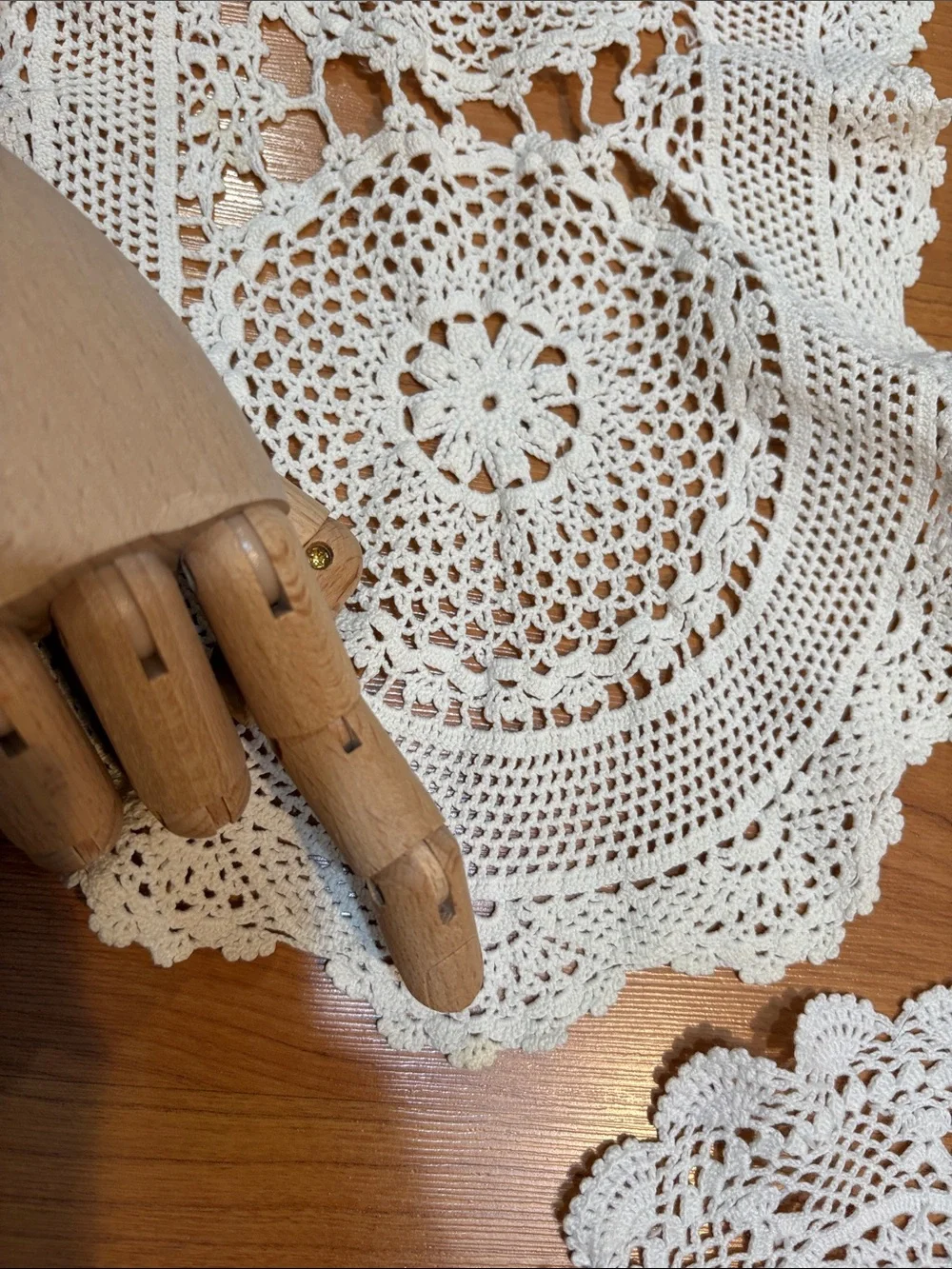 Vintage White Cotton Lace Tea Coaster (9 Pcs) Set